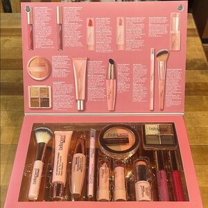11-piece Cosmetic Makeup Set by Bellapierre